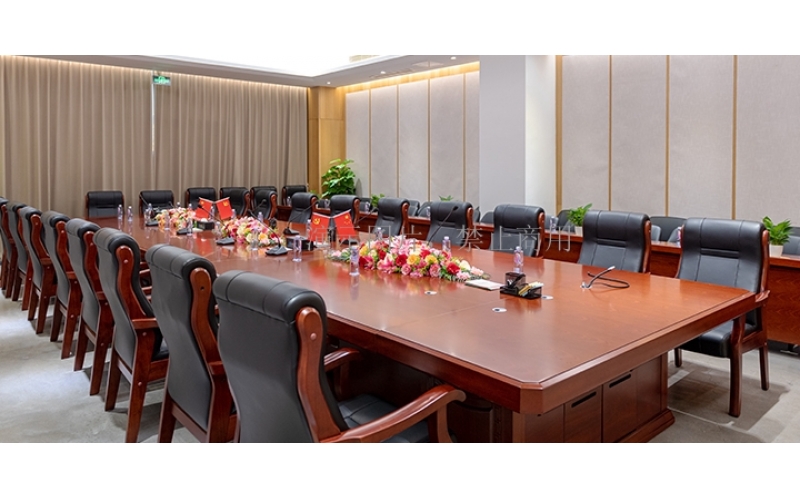 忠诚履职尽责，勇于担当作为